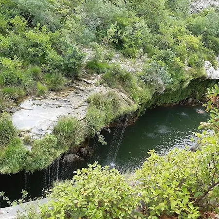 Kitoko L'herault Close To Salagou *